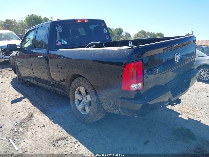 2019 RAM 1500 CLASSIC EXPRESS  4X4 6'4 BOX - 1C6RR7FG0KS519395