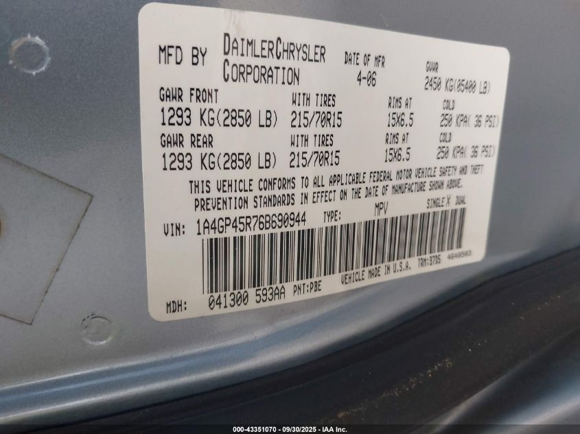 2006 Chrysler Town & Country VIN: 1A4GP45R76B690944 Lot: 43351070