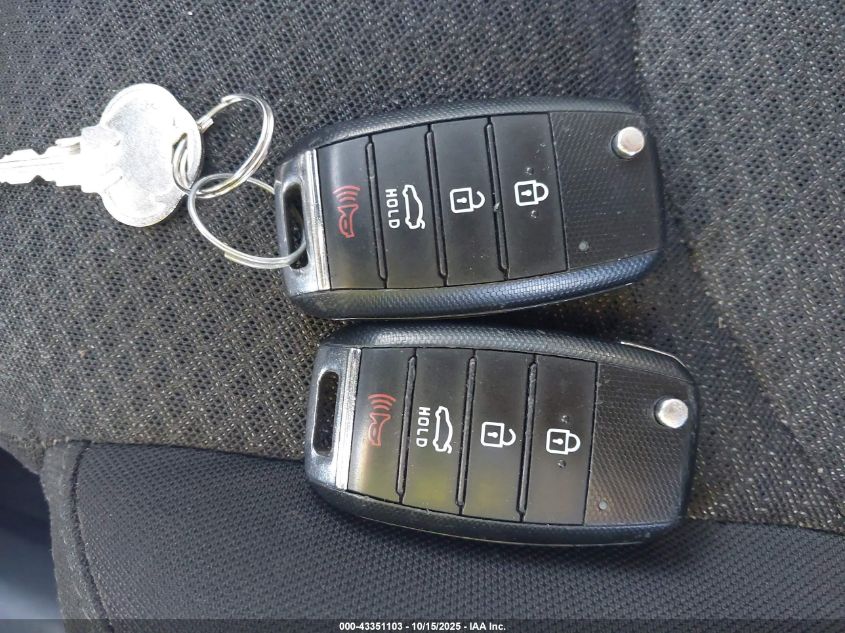 2018 Kia Optima Lx VIN: 5XXGT4L32JG228925 Lot: 43351103