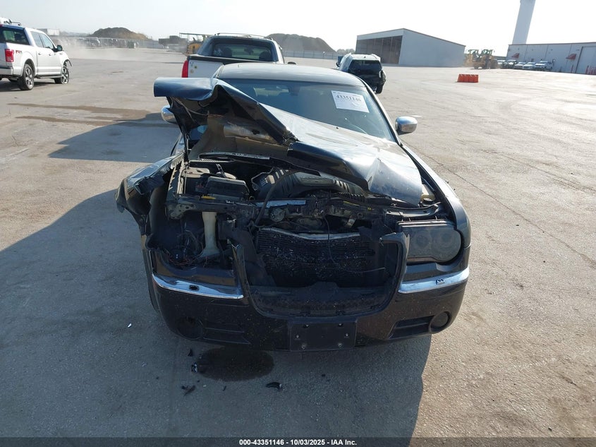 2006 Chrysler 300C VIN: 2C3LA63H06H192995 Lot: 43351146