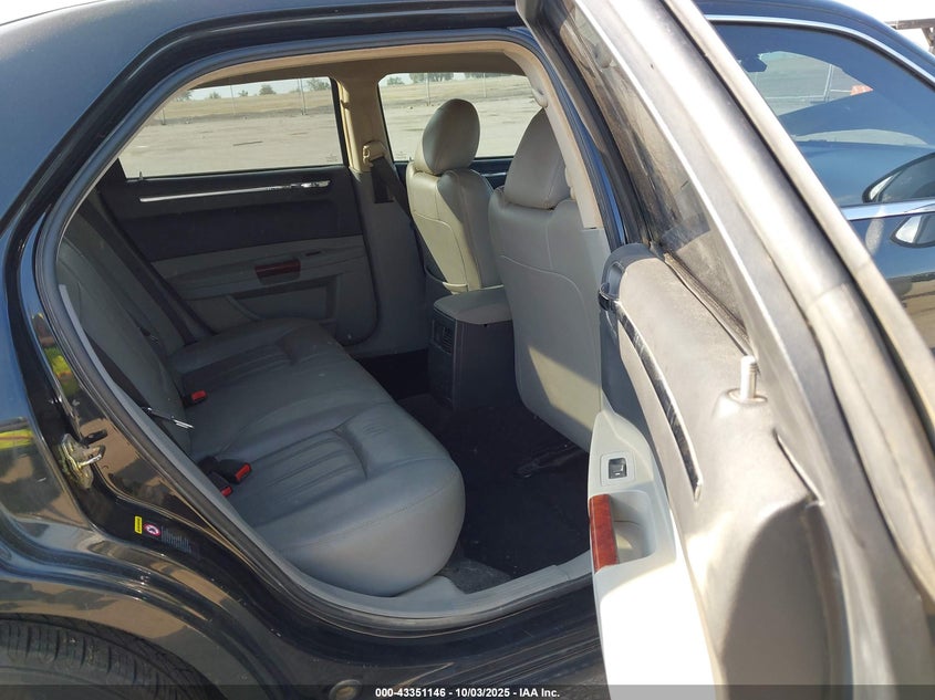 2006 Chrysler 300C VIN: 2C3LA63H06H192995 Lot: 43351146