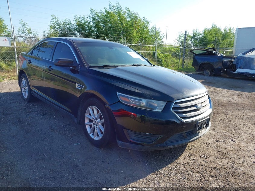 FORD TAURUS SE
