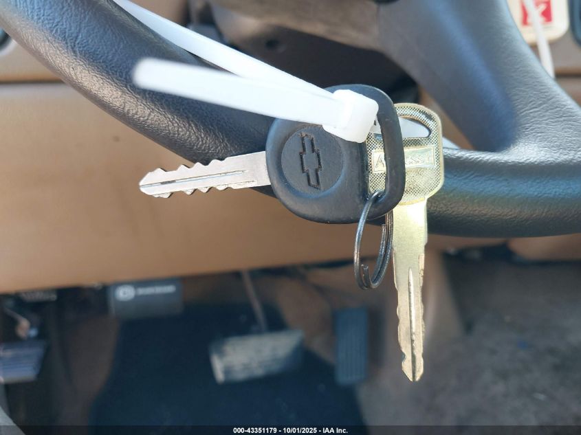 1999 GMC Sierra 1500 Sl VIN: 1GTEC14V6XE506390 Lot: 43351179