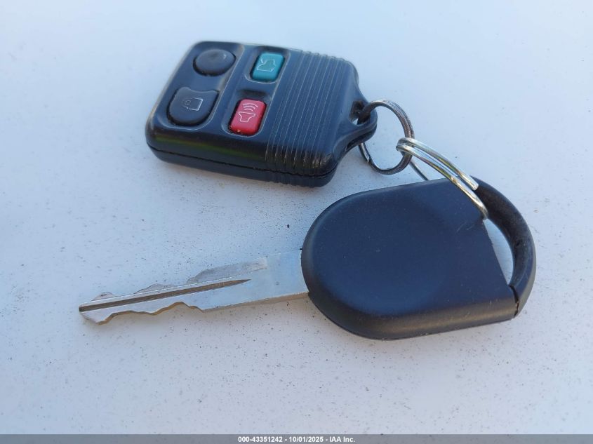 2007 Mercury Grand Marquis Ls VIN: 2MEFM75V07X604282 Lot: 43351242