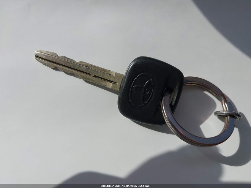 2005 Toyota Rav4 VIN: JTEGD20V950093047 Lot: 43351260