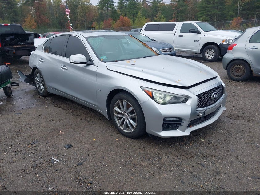 INFINITI Q50 PREMIUM