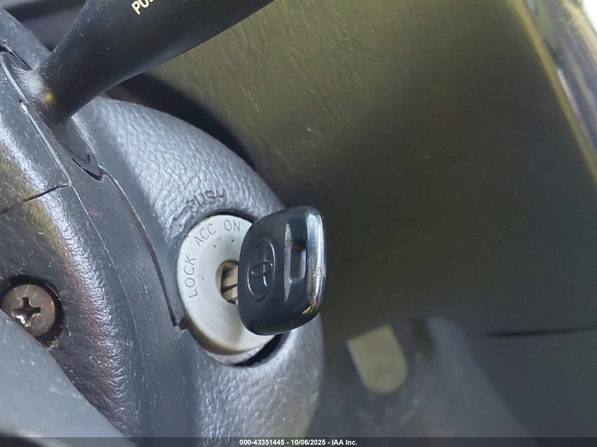 2003 Toyota Matrix Xr VIN: 2T1KR32E13C099088 Lot: 43351445