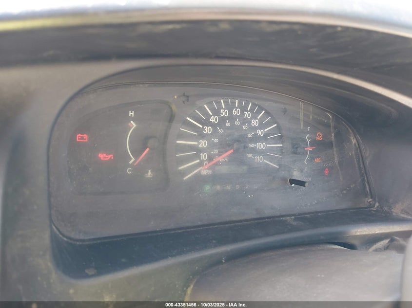 1999 Toyota Sienna Ce VIN: 4T3GF19C2XU143697 Lot: 43351456