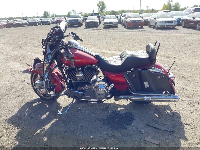 2013 Harley-Davidson Flhx Street Glide VIN: 1HD1KBM13DB671216 Lot: 43351467