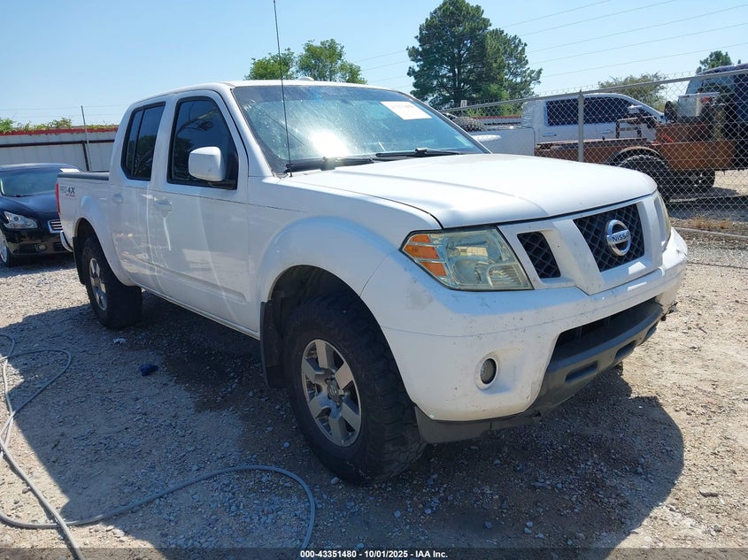 NISSAN FRONTIER PRO-4X