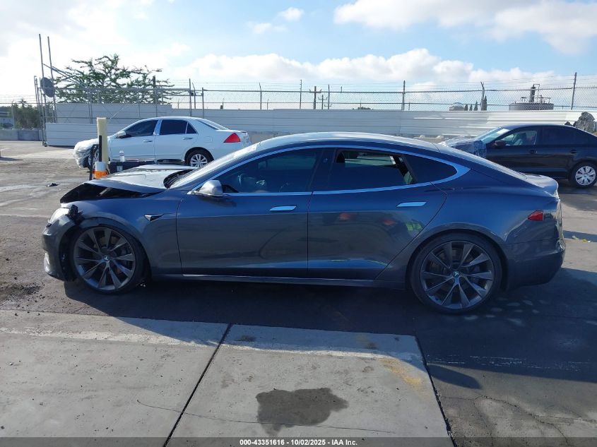 2018 Tesla Model S 100D/75D/P100D VIN: 5YJSA1E21JF298132 Lot: 43351616