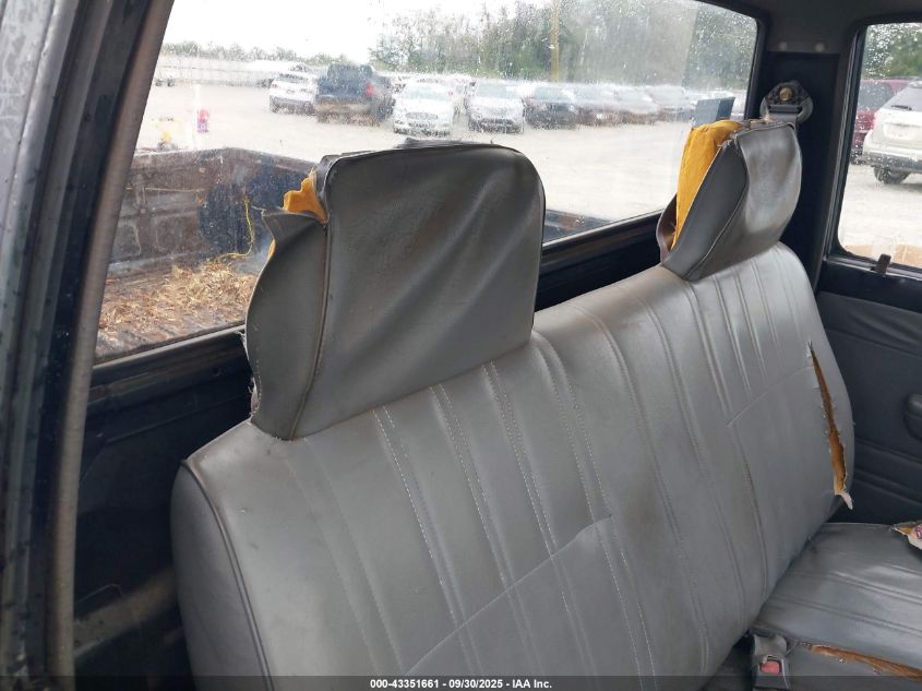 1993 Toyota Pickup 1/2 Ton Short Whlbase Stb VIN: 4TARN81A1PZ063575 Lot: 43351661