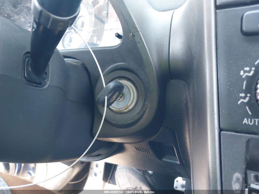 2001 Lexus Is 300 VIN: JTHBD182410018171 Lot: 43351723