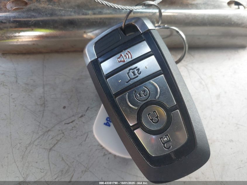 2020 Ford Expedition Xlt VIN: 1FMJU1HT6LEA96376 Lot: 43351790