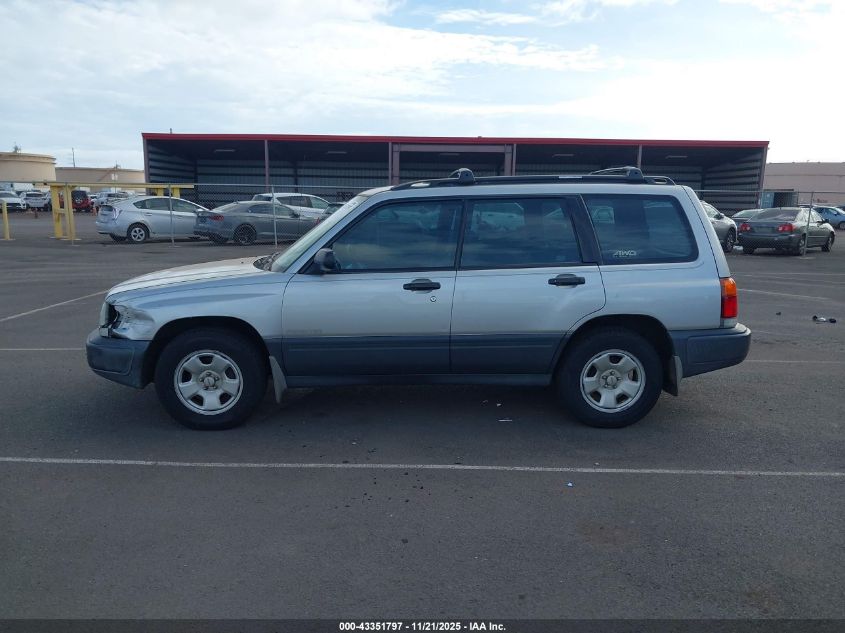 2000 Subaru Forester L VIN: JF1SF6351YH711713 Lot: 43351797