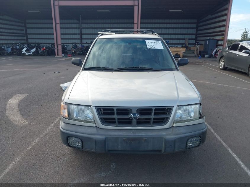 2000 Subaru Forester L VIN: JF1SF6351YH711713 Lot: 43351797