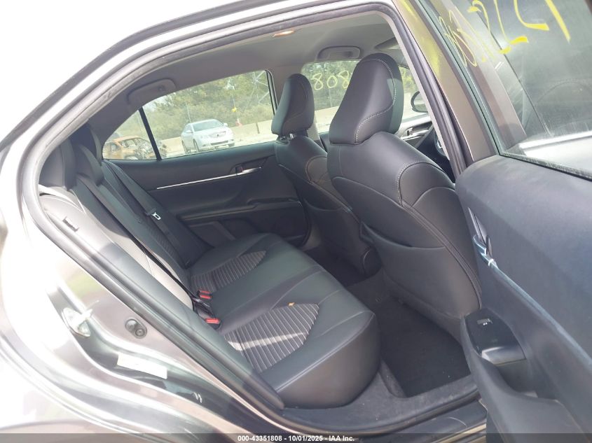 2018 Toyota Camry Se VIN: 4T1B11HK9JU073455 Lot: 43351808