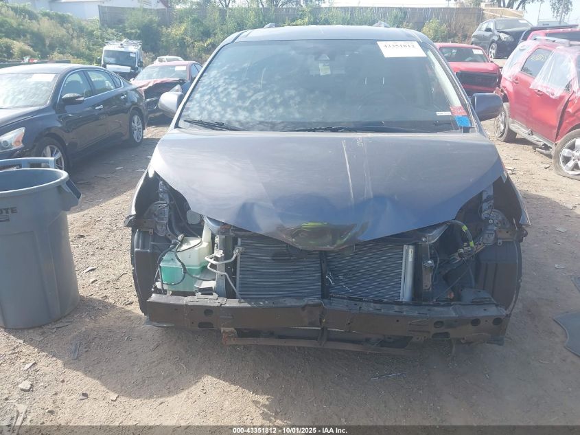 2019 Toyota Sienna Le 7 Passenger VIN: 5TDJZ3DC4KS226056 Lot: 43351812