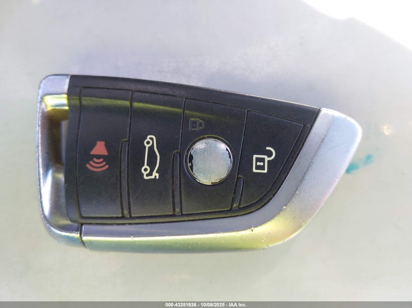 2015 BMW X5 XDRIVE35I 5UXKR0C57F0K52616