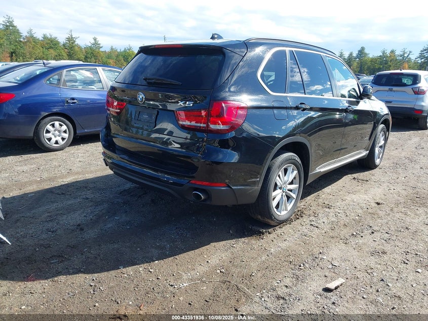 2015 BMW X5 XDRIVE35I 5UXKR0C57F0K52616