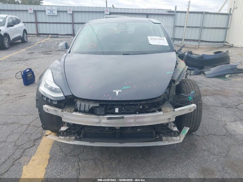 2018 Tesla Model 3 Long Range/Mid Range VIN: 5YJ3E1EA8JF101845 Lot: 43351942