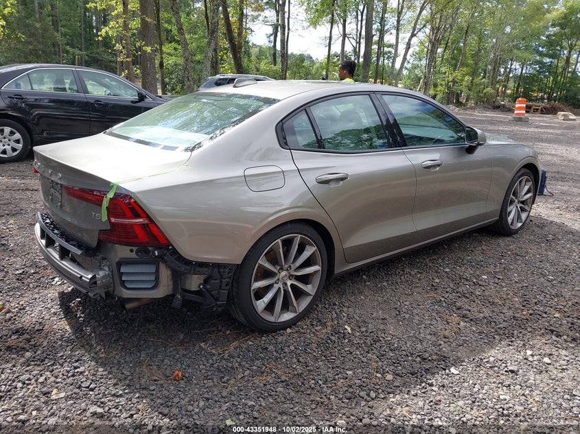 2020 VOLVO S60 T5 MOMENTUM 7JR102FKXLG032170