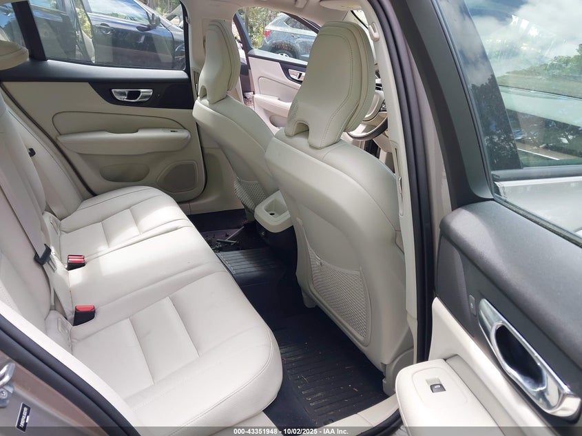 2020 VOLVO S60 T5 MOMENTUM 7JR102FKXLG032170