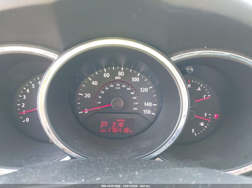 2011 Kia Sorento Lx VIN: 5XYKT3A18BG108761 Lot: 43351958