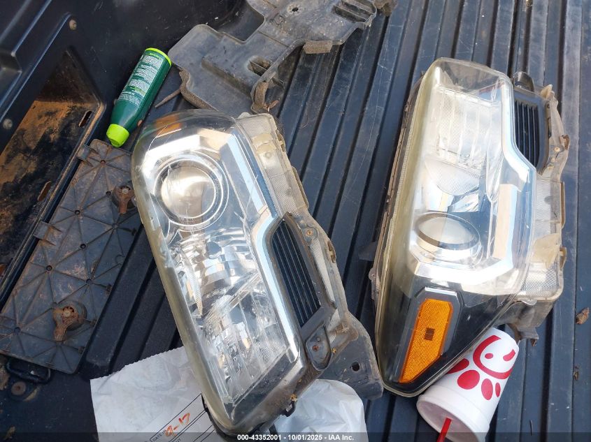 2016 Toyota Tacoma Sr5 V6 VIN: 5TFSZ5AN9GX025194 Lot: 43352001