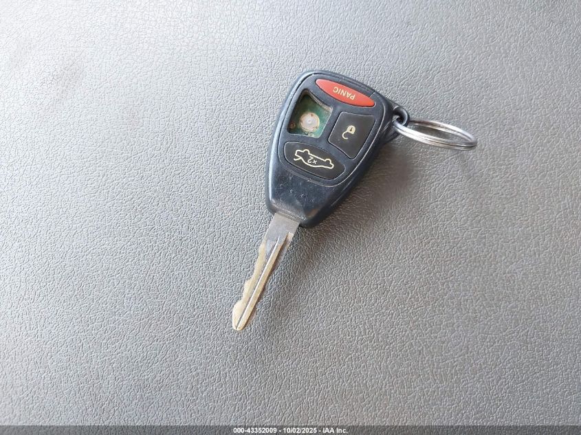 2005 Jeep Grand Cherokee Limited VIN: 1J8HR58N15C631442 Lot: 43352009