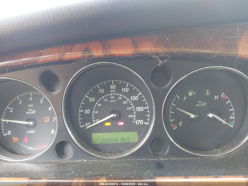 2007 Jaguar Xj Xj8 VIN: SAJWA71B07SH12611 Lot: 43352012