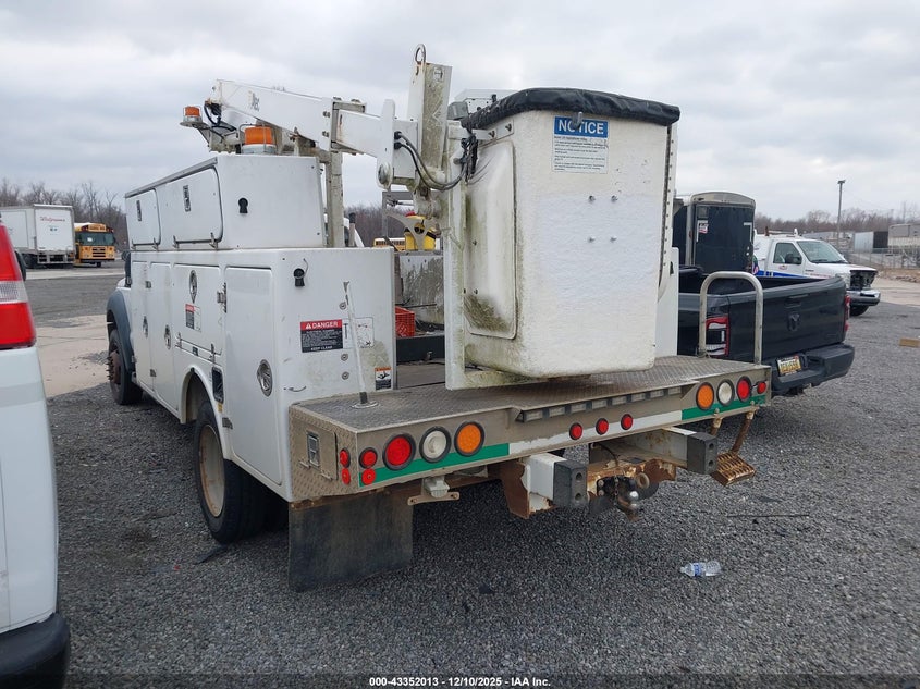 1FDUF4GY4CEC67082 2012 FORD F450 photo no. 3