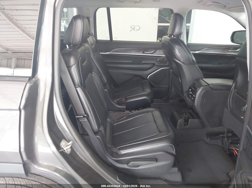 2021 JEEP GRAND CHEROKEE L LIMITED 4X2 - 1C4RJJBG8M8143712