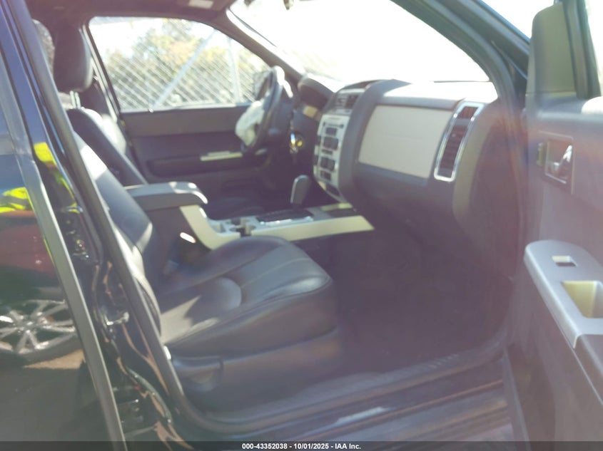 4M2CU87188KJ20203 2008 MERCURY MARINER photo no. 5