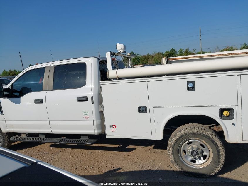 2019 Ford F-350 Chassis Xl VIN: 1FD8W3F67KEC46933 Lot: 43352036