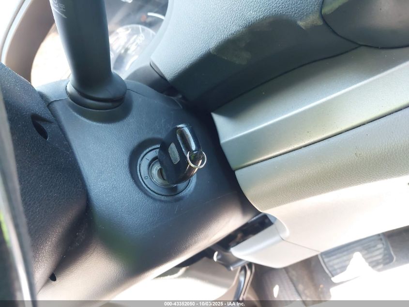 2013 Honda Cr-V Lx VIN: 5J6RM3H38DL000175 Lot: 43352050