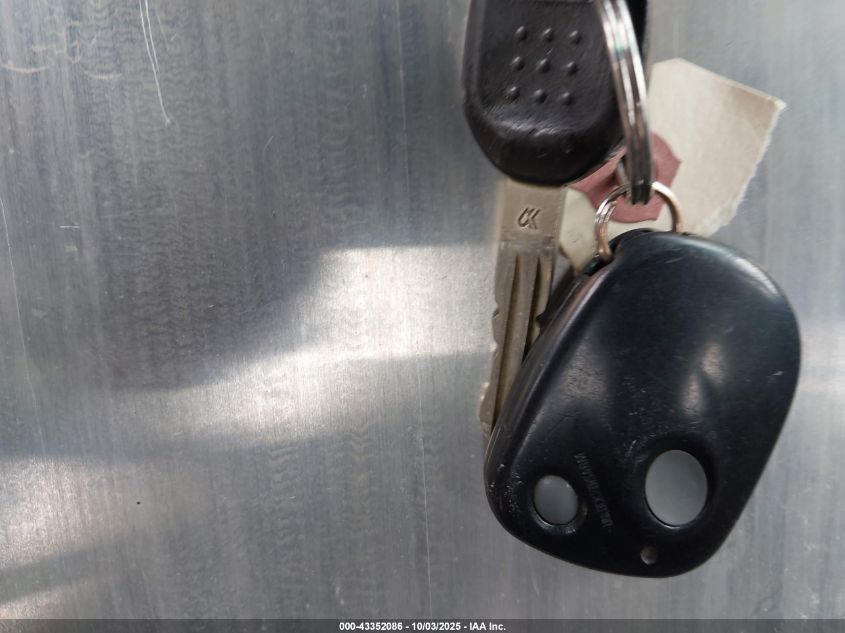 2000 Subaru Outback VIN: 4S3BH6758Y6670958 Lot: 43352086