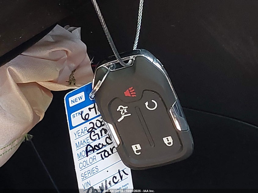 2022 GMC ACADIA AWD AT4 - 1GKKNLLS8NZ125523