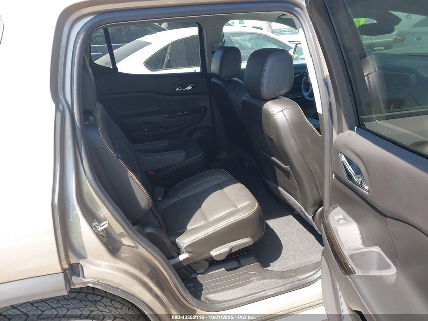 2022 GMC ACADIA AWD AT4 - 1GKKNLLS8NZ125523