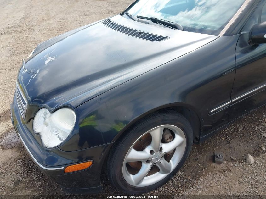 2004 Mercedes-Benz C 230 Kompressor Sport/Sport VIN: WDBRF40J84A643409 Lot: 43352118