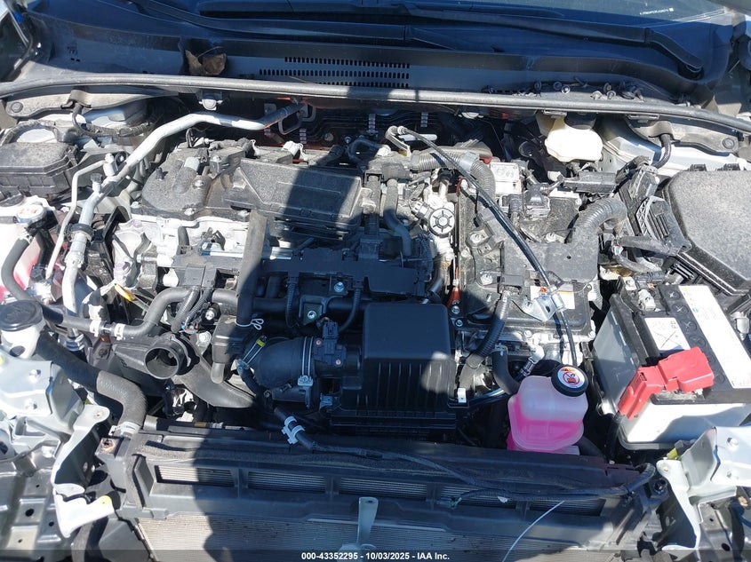 2024 TOYOTA COROLLA HYBRID XLE JTDBCMFE3RJ028215