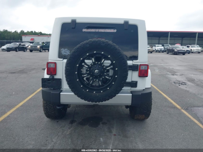 2014 JEEP WRANGLER UNLIMITED SAHARA - 1C4BJWEG7EL321294