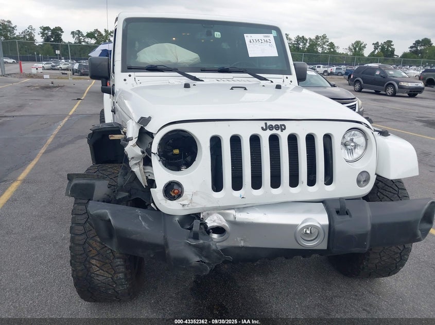 2014 JEEP WRANGLER UNLIMITED SAHARA - 1C4BJWEG7EL321294