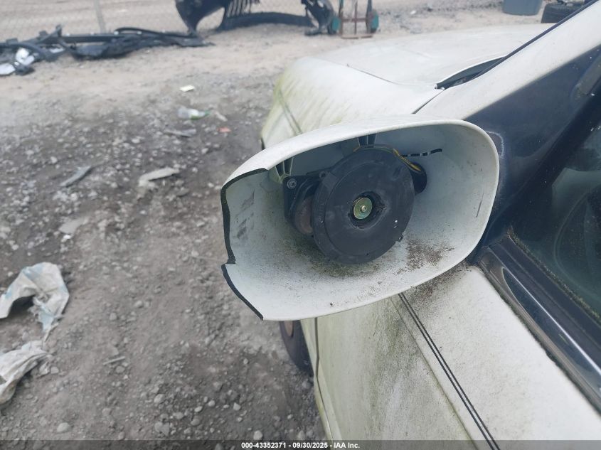 2003 Saturn L-Series L200 VIN: 1G8JU54FX3Y564601 Lot: 43352371