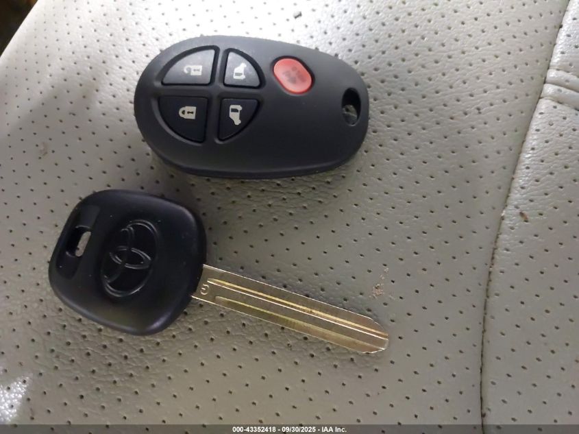 2011 Toyota Sienna Le VIN: 5TDJK3DC5BS014917 Lot: 43352418