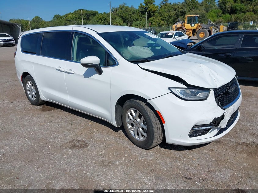 2023 CHRYSLER PACIFICA TOURING L - 2C4RC1BG7PR508187