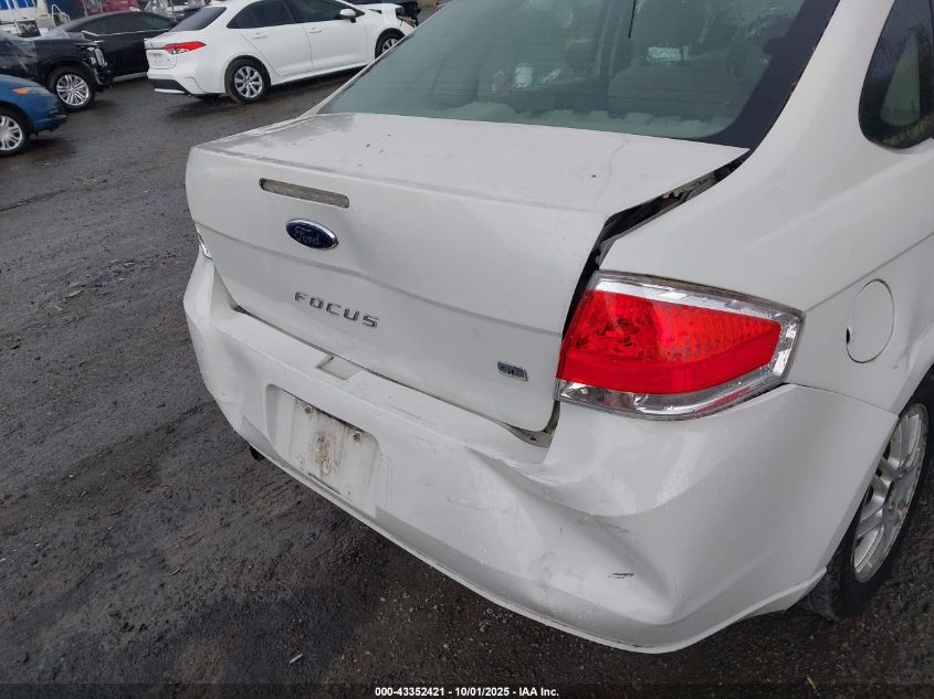 2010 Ford Focus Se VIN: 1FAHP3FN7AW178415 Lot: 43352421