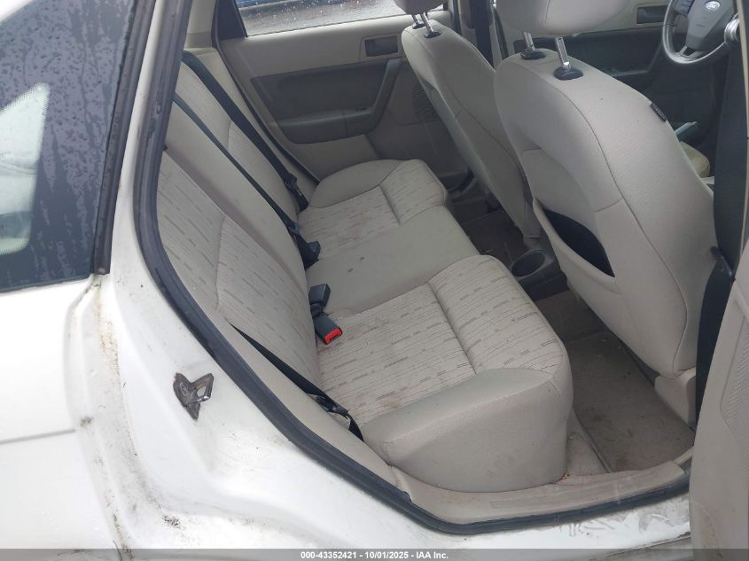 2010 Ford Focus Se VIN: 1FAHP3FN7AW178415 Lot: 43352421