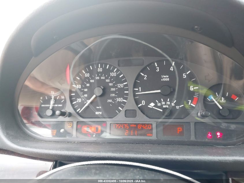 2004 BMW 325It VIN: WBAEN33484PC13265 Lot: 43352495