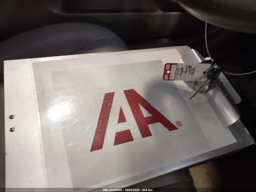 2003 Toyota Camry Le VIN: 4T1BE32KX3U121427 Lot: 43352505